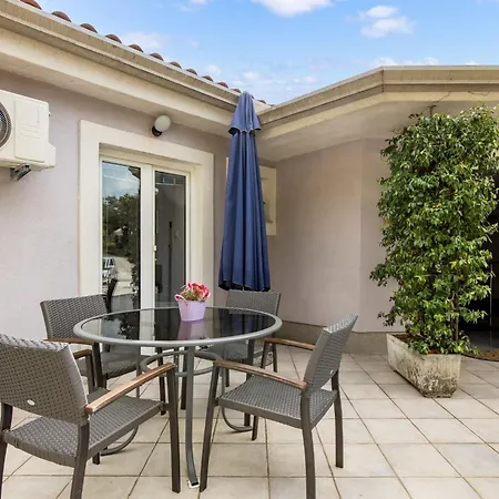 Bella Vista-3 By Interhome