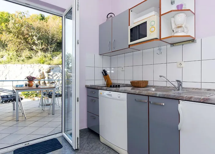 Bella Vista-3 By Interhome